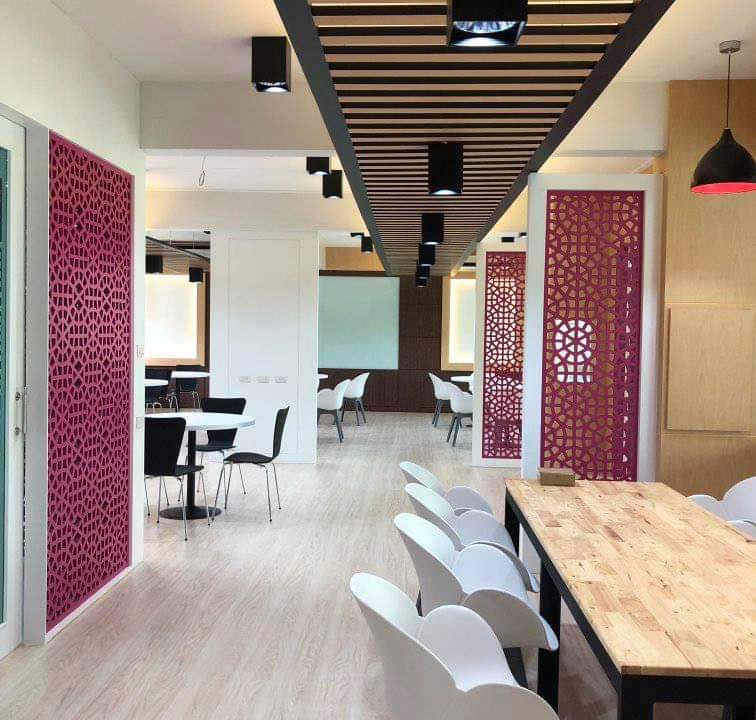 งานฉลุลาย CNC ตกแต่งผนังห้องประชุม หาดใหญ่